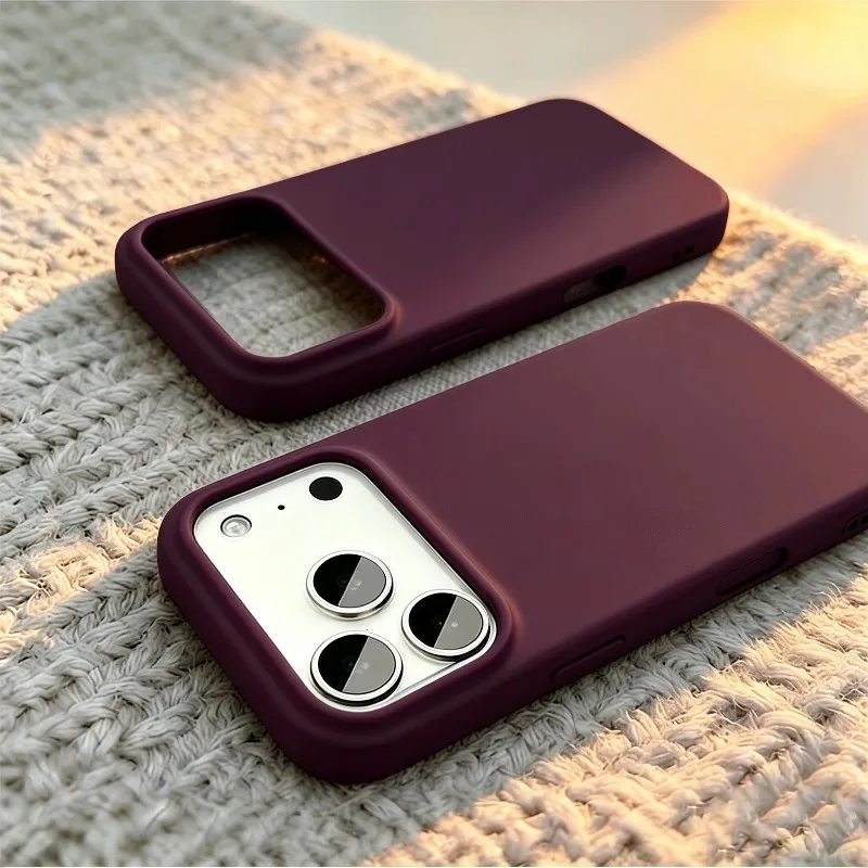 Liquid Silicone Magnetic Phone Case - iPhone 18 Pro Max、17、16、15、14、13 Pro Maxに対応した、高級感のある液状シリコン製マグネット式スマートフォンケース。MagSafeワイヤレス充電に対応した背面カバー。